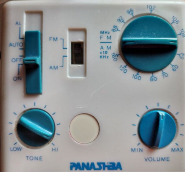 radio cubo con orologio PANASHBA per ricambi - Foto 6