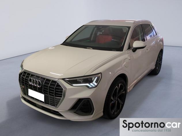 Audi Q3 45 TFSI e S tronic S Line Edition