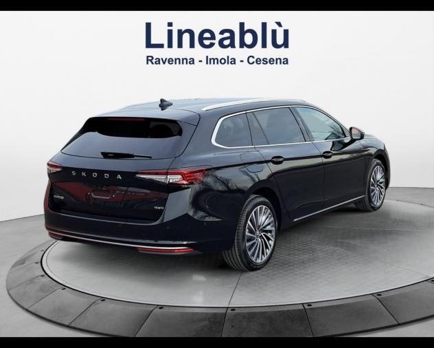 Škoda Superb WAGON L&K 2,0 TDI 142 kW (194 CV) 7 marce - DSG 4x4 - Foto 4