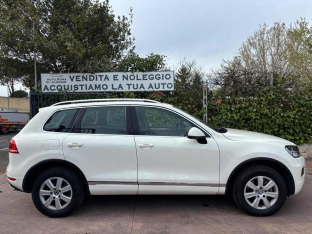 VOLKSWAGEN Touareg 3.0 TDI 245 CV tiptronic BlueMotion Technology rif. 23503782 - Foto 4