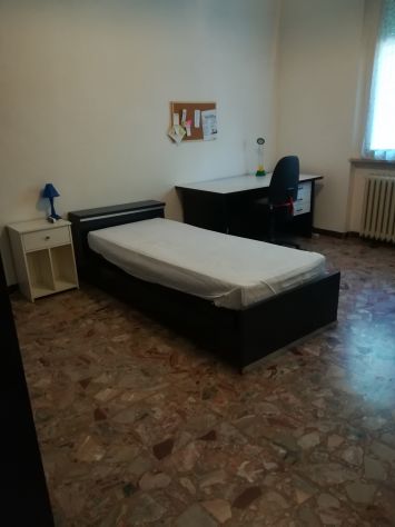 Camera per studentessa a 250m dal Campus - Foto 4