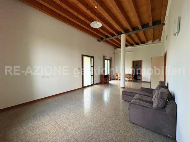 APARTMENT IN A RESIDENTIAL COMPLEX FOR RENT IN VICENZA - Foto 2
