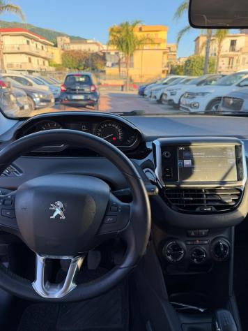 Peugeot 208 PureTech 82 5 porte Active - Foto 10