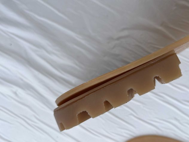 H10 Suola in gomma naturale disegno carrarmato  45/46 – 2 PAIA - Foto 5