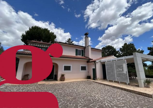 Villa o villino - Recanati . Rif.: V-1619MALVRG