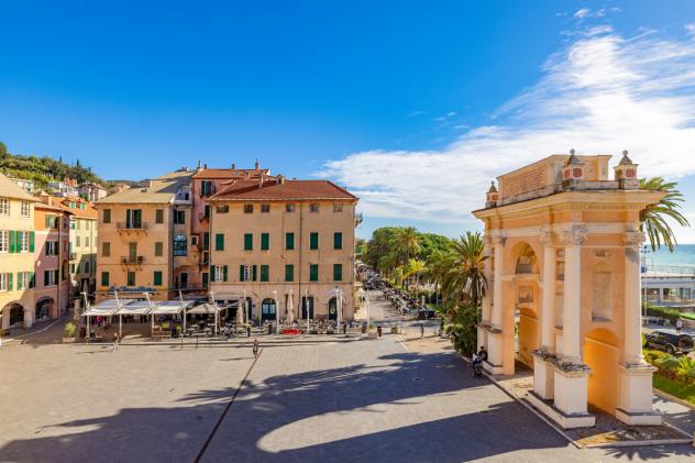 Trilocale in affitto a Finale Ligure