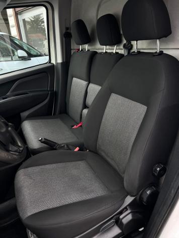 Fiat Doblo Dobl1.6 MJT 105CV S&S PC-TN Cargo Lounge - Foto 7