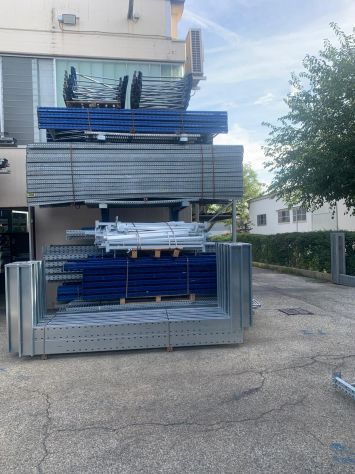 Scaffalature e muletti Napoli - Foto 2