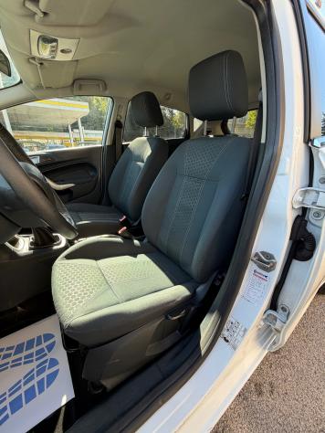 Ford Fiesta 1.2 16v Titan. c/esp 82cv 5p E5 - Foto 10