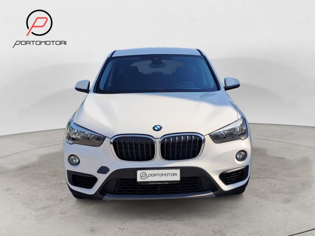 BMW X1 (F48) sDrive16d - Foto 8