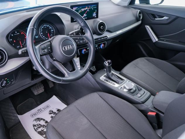 Audi Q2 35 TDI quattro S tronic Business - Foto 8