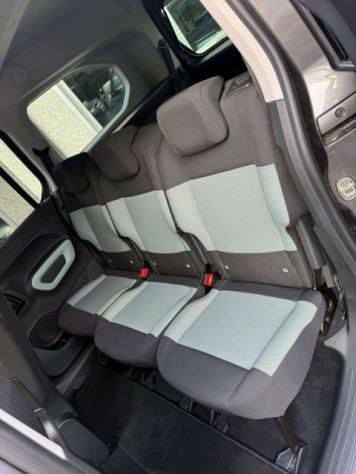 Citroen Berlingo XL 7 posti 1.5 bluehdi Shine DOPPIA PORTA SCORREVOLE/FULL LED/CARPLAY - Foto 8