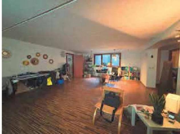 Immobile in asta di 345 m² con più di 5 locali e box auto doppio in vendita a Arluno - Foto 11