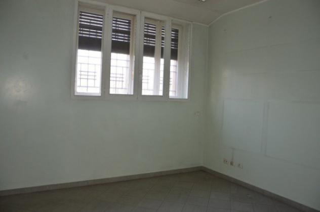Immobile di 255 m² con 2 locali in affitto a Gallarate - Foto 8