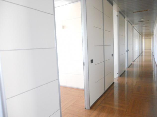 Immobile di 1568 m² con 1 locale in affitto a Lainate - Foto 6