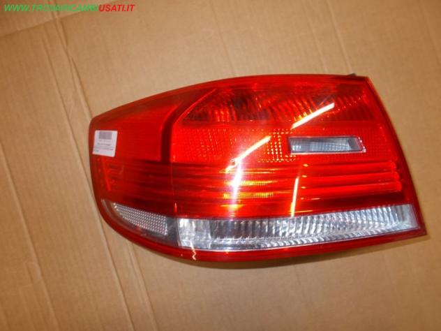 FANALE POST.S. COUPE BMW Serie 1 E82 Coupe'  Parti elettriche  Fanaleria  Fanali  Fanale post. sx. BMW - Serie 1 E82 Coupe - 01-07-2007 - 01-10-2013,