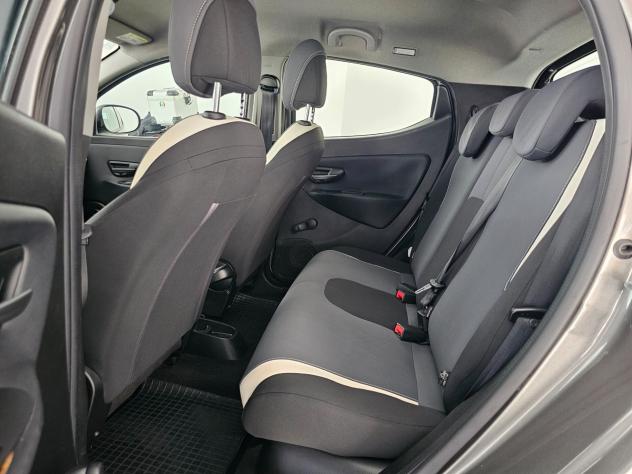Lancia Ypsilon 1.2 69 CV 5 porte GPL Ecochic Elefantino - Foto 6