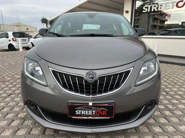 Lancia Ypsilon 1.0 Ecochic Silver - Foto 9