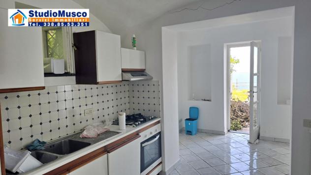 APPARTAMENTO di 8 vani e di 176 mq (CAPRI - Capri) rif. CVALP - Foto 3