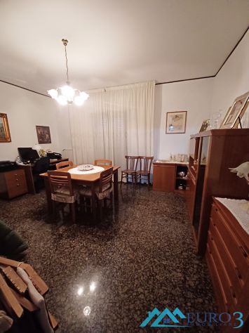 CASTORANO-Appartamento 3 camere con garage e giardino - Foto 8