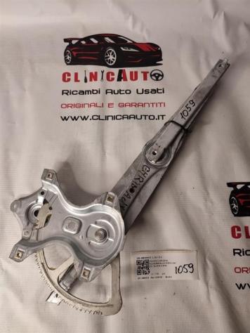 MECCANISMO ALZAVETRO ANT. DX TOYOTA C-HR Ibrida 69810F4010 (1623)