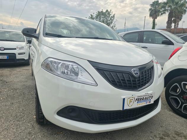 Lancia Ypsilon 1.0 FireFly 5 porte S&S Hybrid Gold