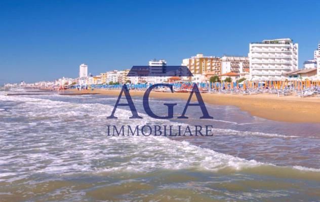 APPARTAMENTO di 3 vani e di 45 mq (JESOLO) rif. AR55_27 - Foto 2