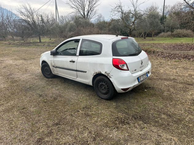 Autocarro Renault Clio - Foto 2