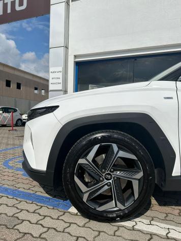 Hyundai Tucson 1.6 HEV 2wd 230cv Exellence Gar. Hyundai 05/2027 - Foto 9