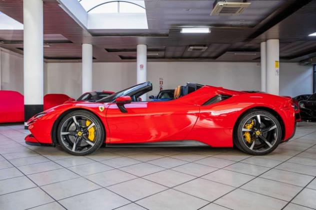 FERRARI SF90 Spider LIFT|ADAS FULL PACK|AFS|CARBON+LEDS|RACING rif. 23749177 - Foto 4