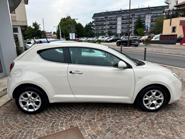 Alfa Romeo MiTo 1.3JTDm-2 95CV Distinctive Sport Pack - Foto 4