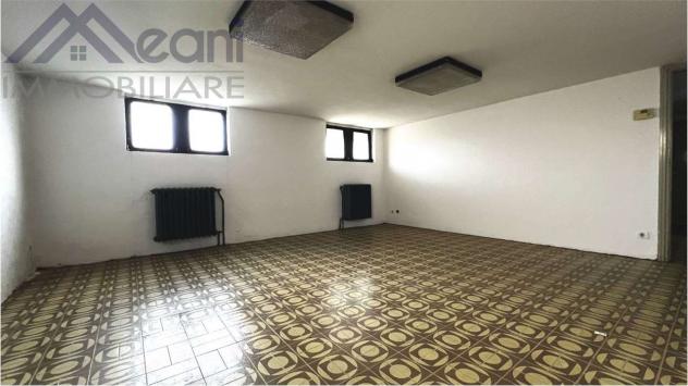 455 - VENDUTO - MAGAZZINO CON RISCALDAMENTO DI 150 MQ.CA. - Foto 11