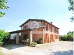 Splendida villa indipendente con giardino di 1.500 mq.