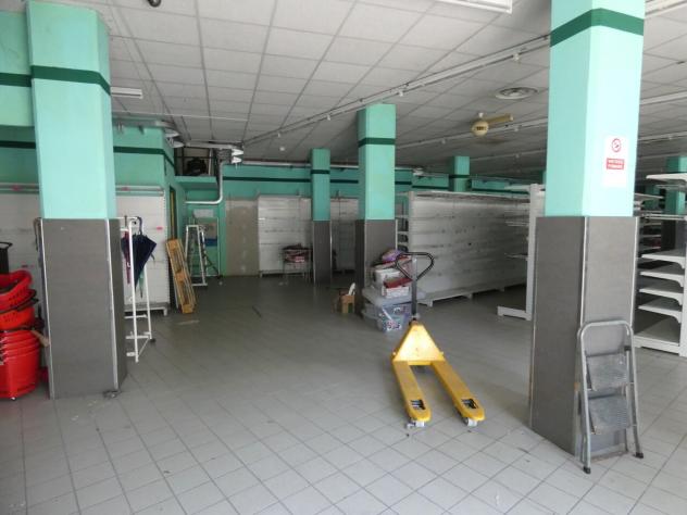 Locale commerciale in affitto a Genova - Foto 3
