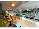 ATTIVITA' DI BAR CAFFETTERIA - VIALE MARGHERITA - MONDRAGONE - RIF.V3027