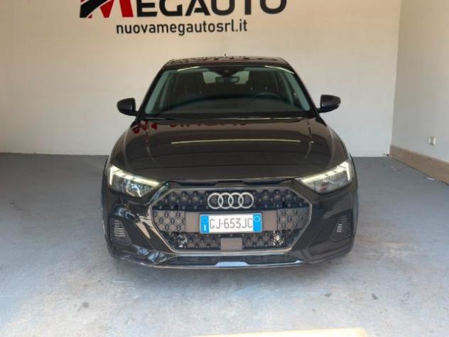 AUDI A1 citycarver 30 TFSI Identity Contrast rif. 24019206 - Foto 3