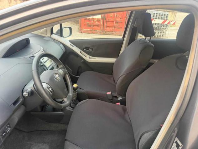 TOYOTA Yaris 1.4 D-4D DPF 5p Sol senza nessun lavoro da fare rif. 24026530 - Foto 4