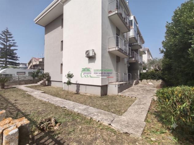 APPARTAMENTO CON GIARDINO - Foto 4