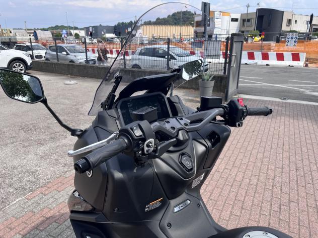 Yamaha T Max 560 pochissimi km 35kw A2 - Foto 6