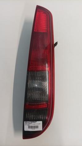FANALE POST.D. 999-U1305927 Parti elettriche Fanaleria Fanali Fanale post. dx. FORD - FOCUS - 01-12-2004 - 01-02-2008