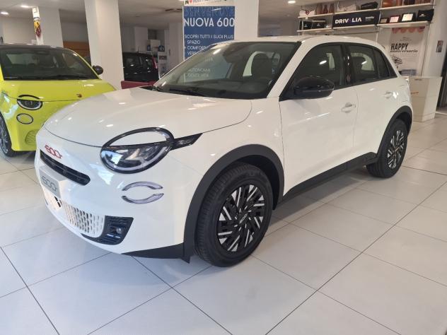 FIAT 600 1.2 Hybrid MHEV 100 Cv DCT - Foto 3