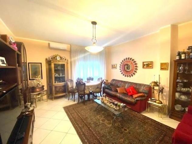 Appartamento in vendita a Cascina 100 mq Rif: 1242349