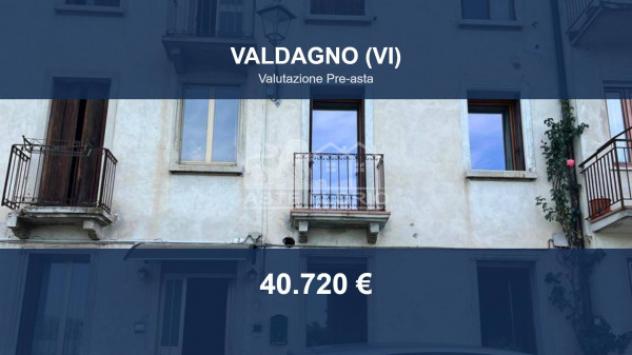 Immobile in asta di 55 m² con più di 5 locali in vendita a Valdagno