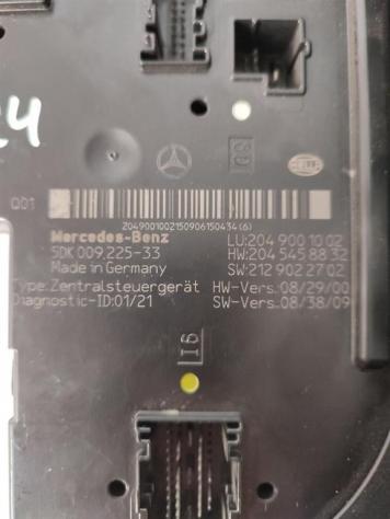 SCATOLA PORTA FUSIBILI MERCEDES Classe C Berlina W204 2049001002 diesel 2987 (07) - Foto 4