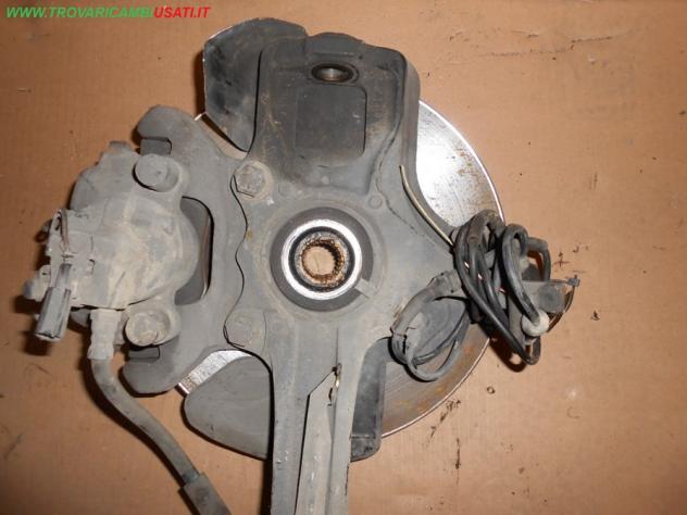 MONTANTE D.SOSP.ANT. 1.9 JTD CON ABS GHISA ALFA ROMEO 159 (939-X3)  Meccanica  Assale  Telaio  Fusello ruota ant. dx. ALFA ROMEO - 159 - 01-09-2005 -