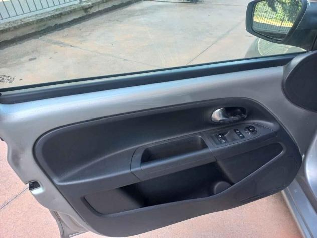 Volkswagen up! 1.0 75 CV 5p. high - Foto 8