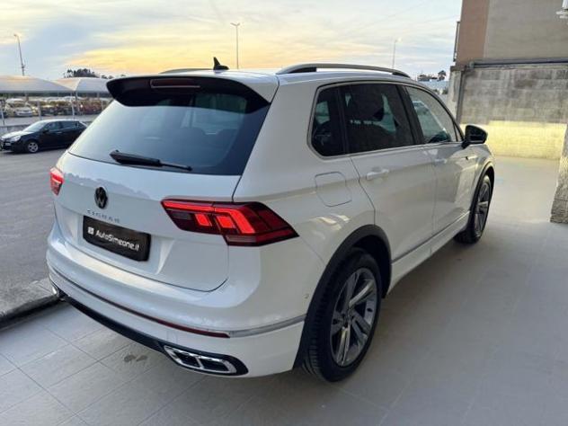 VOLKSWAGEN Tiguan 2.0 TDI 150 CV SCR DSG R-Line LUCI AMBIENTE rif. 23947264 - Foto 5