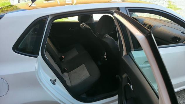 Volkswagen Polo 1.2 TDI NEOPATENTATI - Foto 9