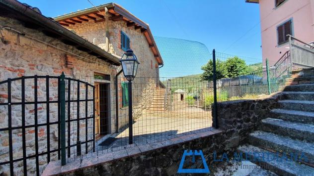 Casale in vendita a Lamporecchio 405 mq Rif: 1389925