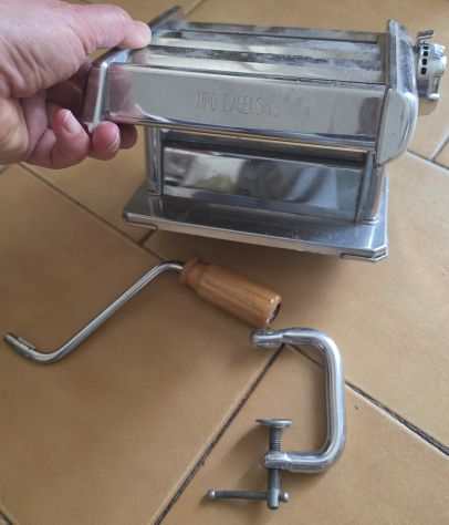 Vendo storica macchina per la pasta manuale Titania